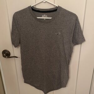Hollister Men's Gray Short Sleeve Tee, size XS